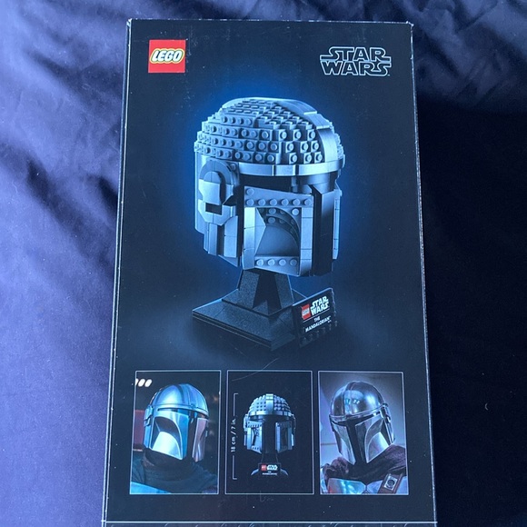 Lego The Mandalorian Helmet Collection brand new in box - Picture 2 of 3